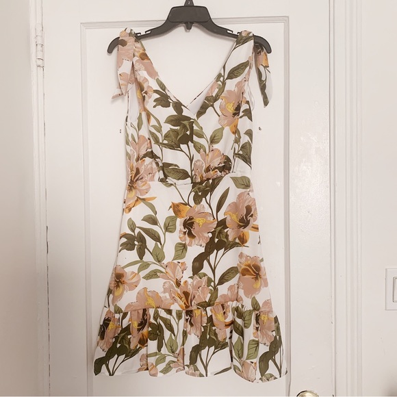 NWT Sam Edelman Floral Mini Dress in peach multi - Picture 6 of 10